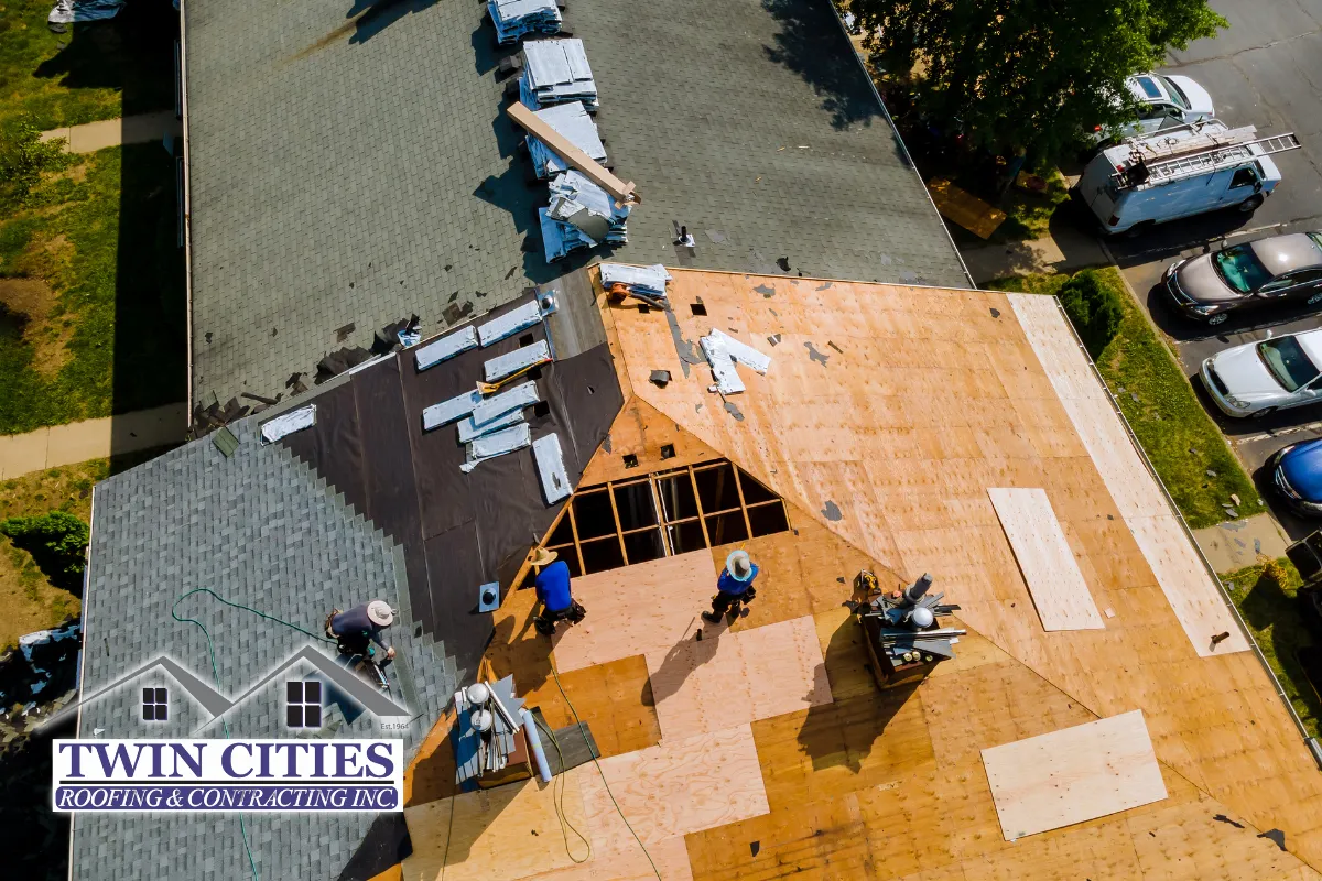 Choosing a Roofing Contractor in Bloomington, MN